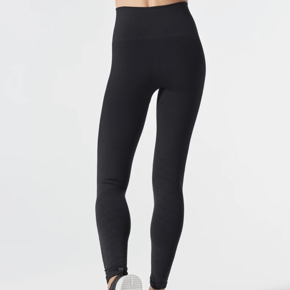 BLANQI Women’s Black Hipster Contour Leggings Sz M